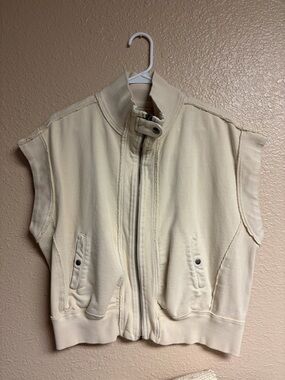 We The Free Cream Zip-Up Sleeveless Sweatshirt Vest